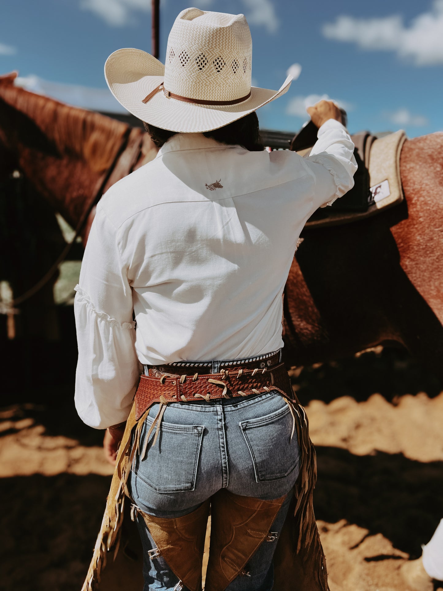 Pearl Herringbone Balloon Sleeve Linen Arena Shirt