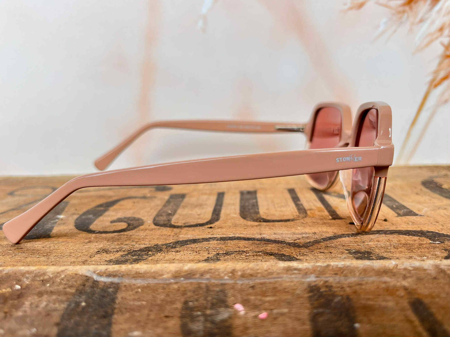 Pastel Pink Tonal Stonker Sunnies