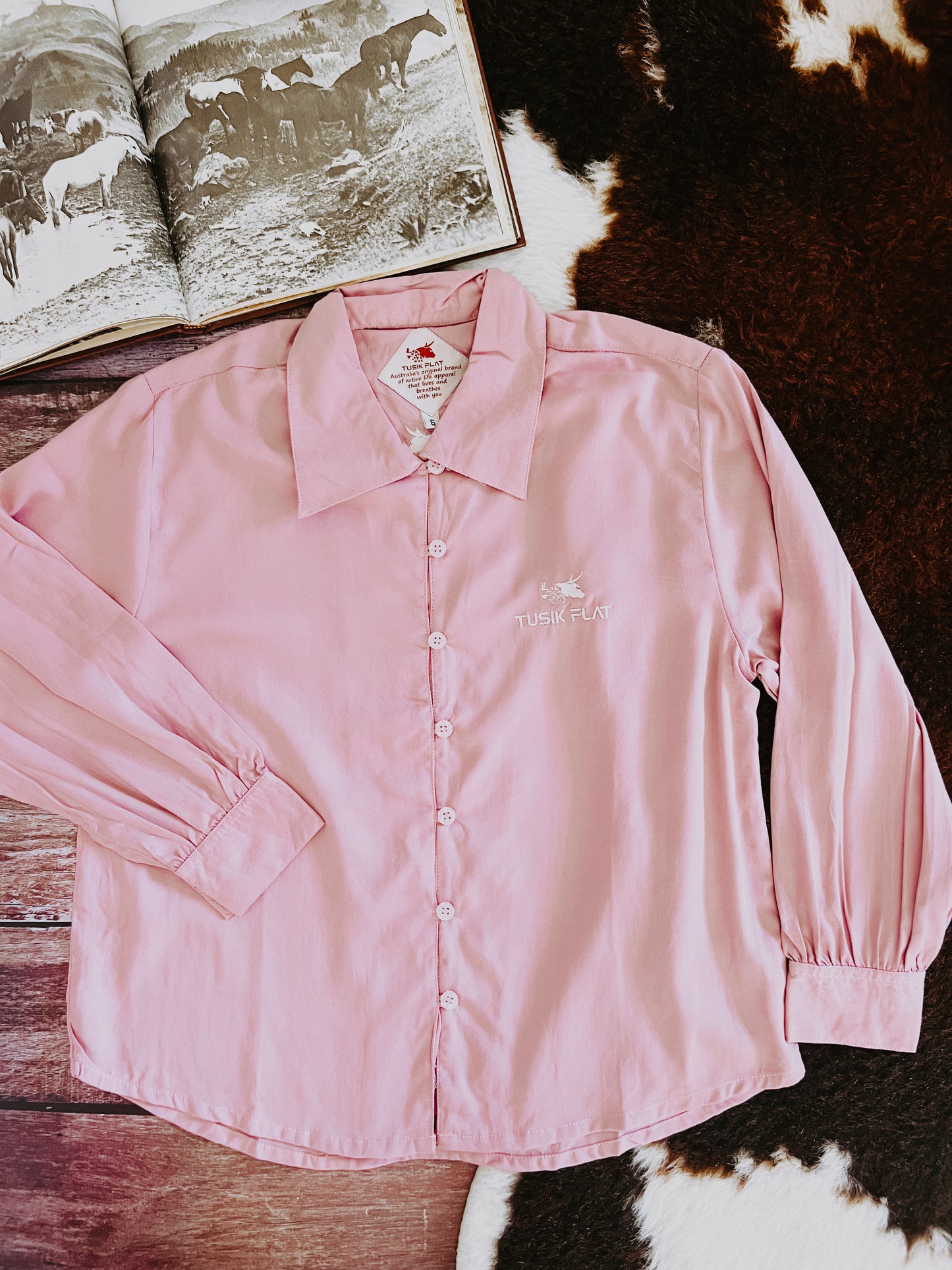The Poddy Pen Button Up - Light Pink