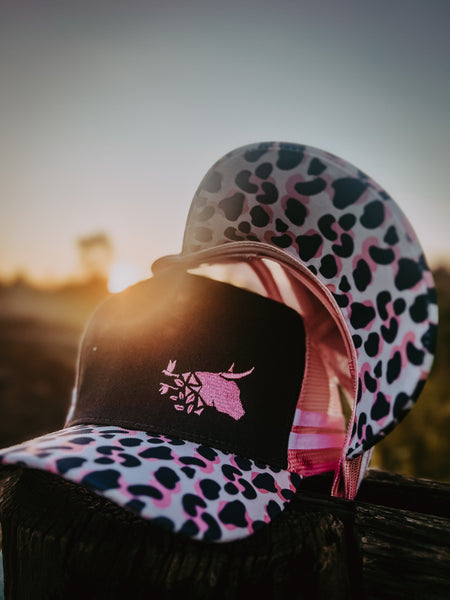 Tusik Flat Trucker Cap - Pink Leopard
