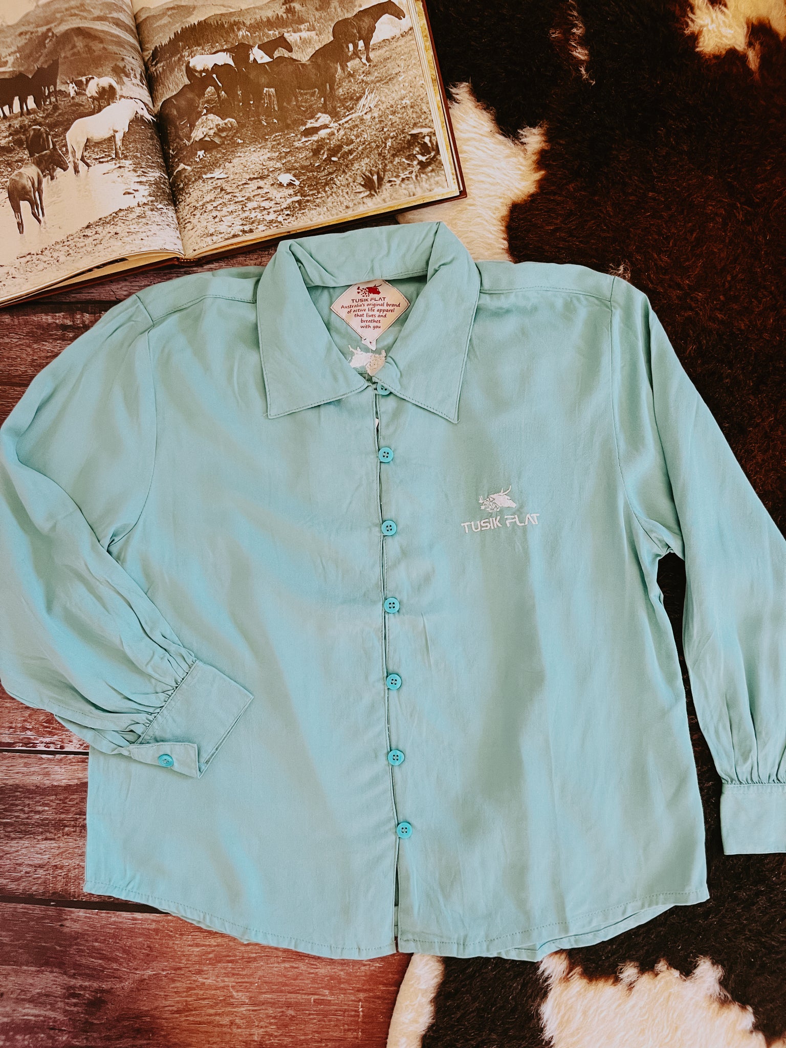The Poddy Pen Button Up - Aqua